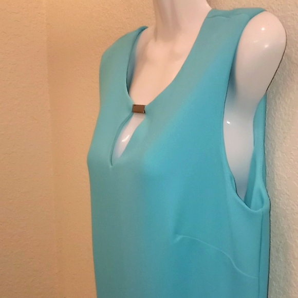 Sandra Darren Aqua Keyhole Neck Midi Dress - Picture 5 of 15